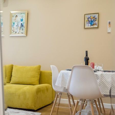 Modern 2 Bedroom Apartment Next To Vitosha Str. ソフィア エクステリア 写真