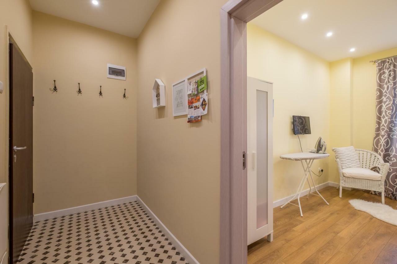 Modern 2 Bedroom Apartment Next To Vitosha Str. ソフィア エクステリア 写真