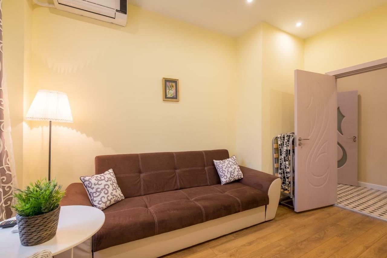 Modern 2 Bedroom Apartment Next To Vitosha Str. ソフィア エクステリア 写真
