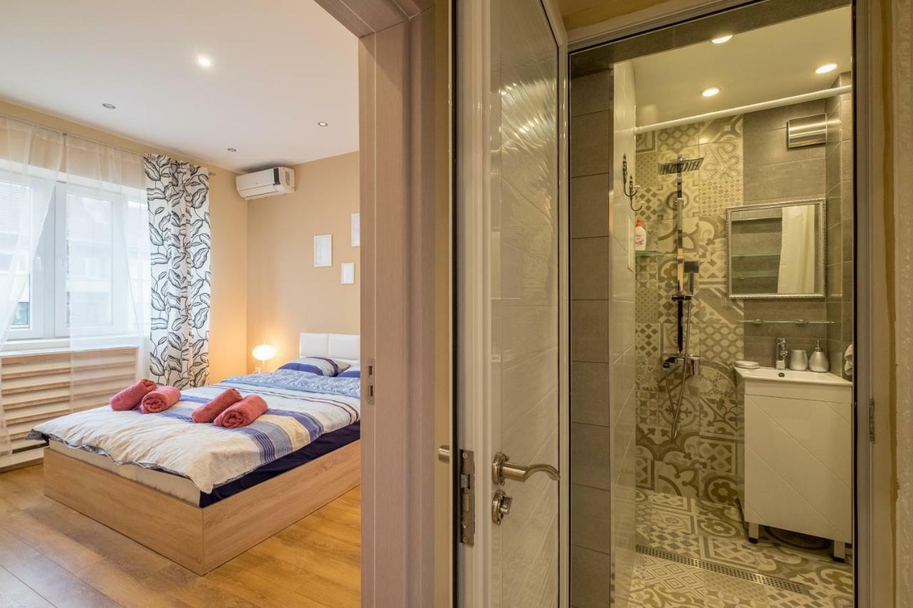 Modern 2 Bedroom Apartment Next To Vitosha Str. ソフィア エクステリア 写真