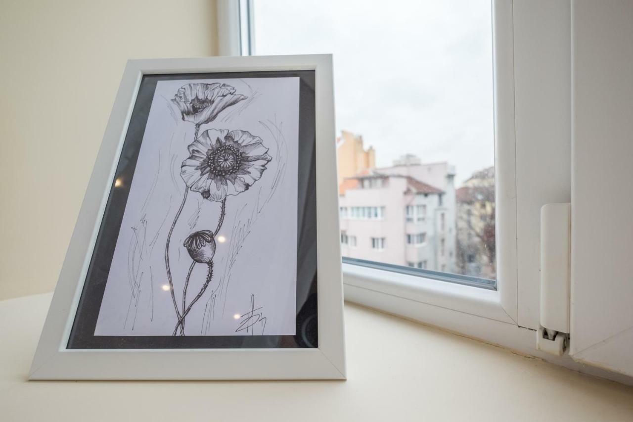 Modern 2 Bedroom Apartment Next To Vitosha Str. ソフィア エクステリア 写真